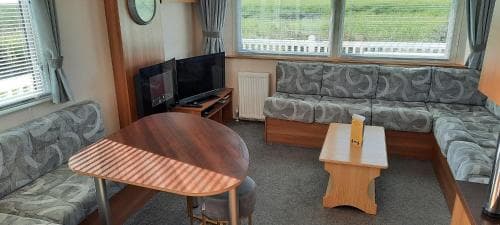 2 Bedroom Caravan for rental at Skipsea Sands Image 2