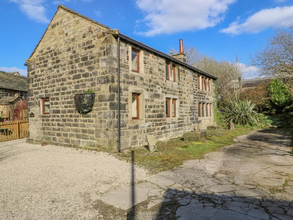 Stables Cottage, Todmorden Image 1