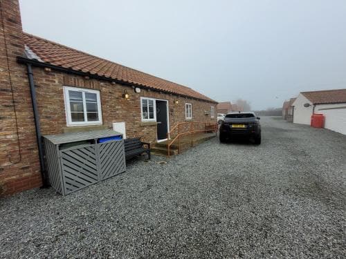 Cosy Cottage,The Paddock BARMSTON. NR BRIDLINGTON Image 2