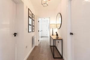 NEW Sleek & Stylish 2BD Flat - Heart of Haworth Image 2