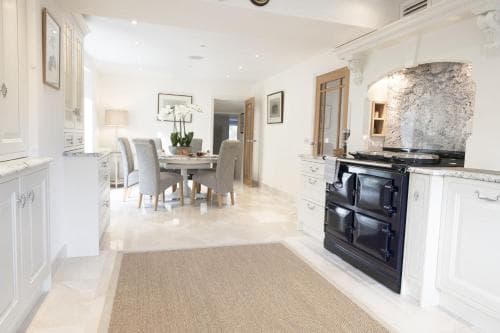 Roundhill Estate Image 3