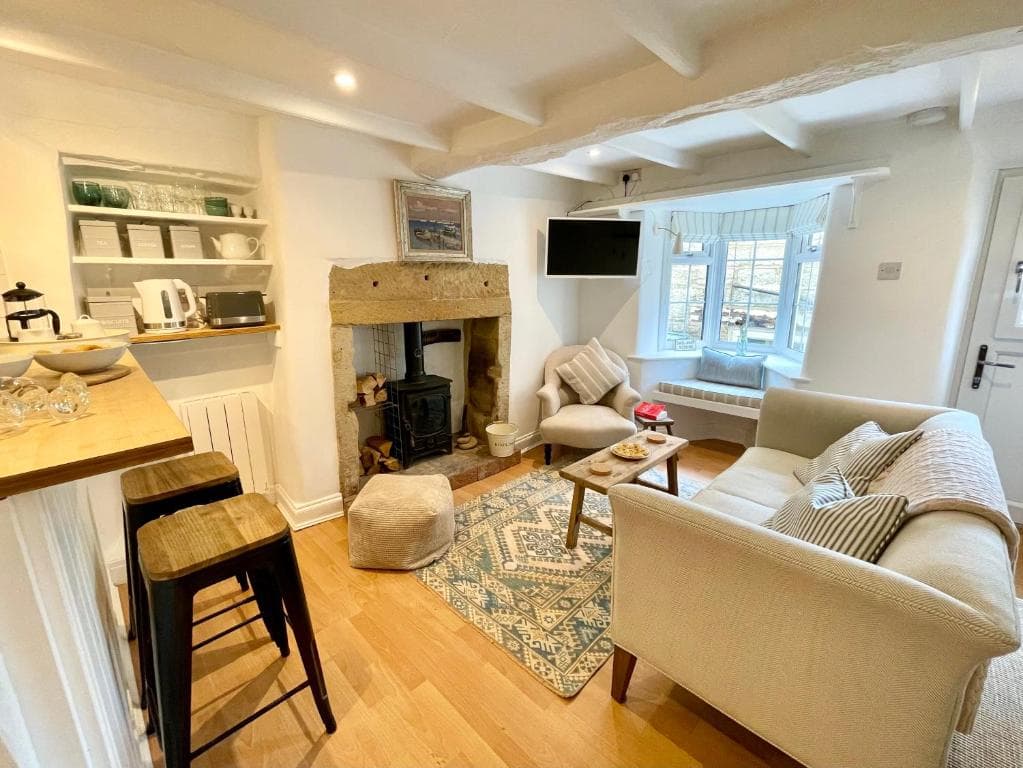 Normanby Cottage Runswick Bay Image 1