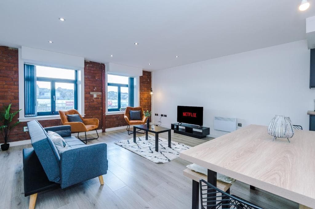 Lovely 2 bed maisonette in the centre of Bradford Image 1