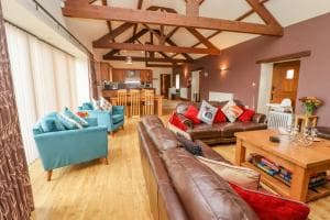 Furrows Cottage Image 2