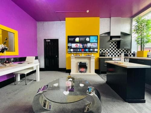 PHOENIX Boutique Apartments Image 3