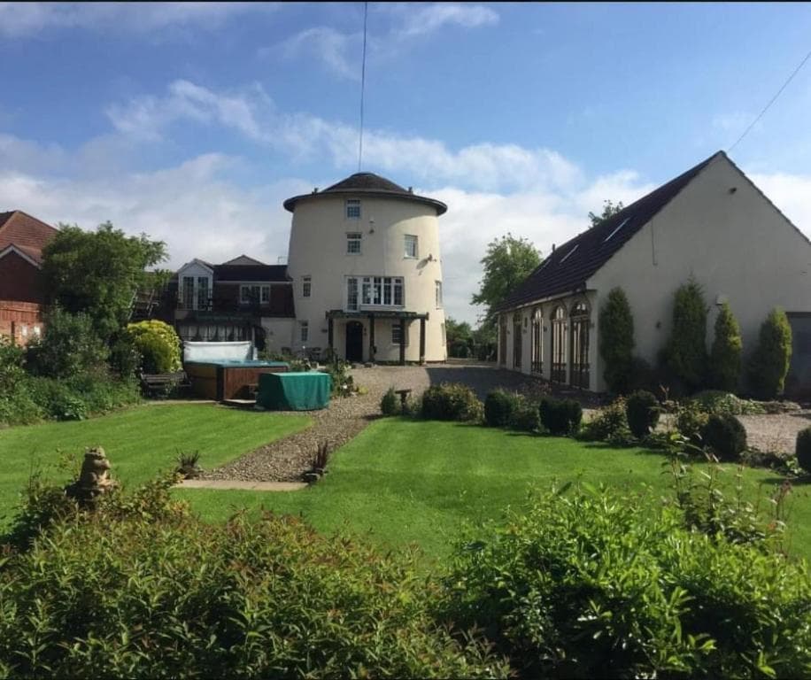 OYO The Old Mill Image 1