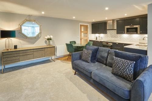 Host & Stay - West Cliff View Apartment Image 7