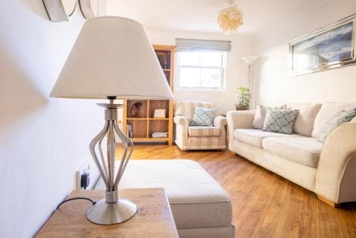 Number Seven Cottage Image 2