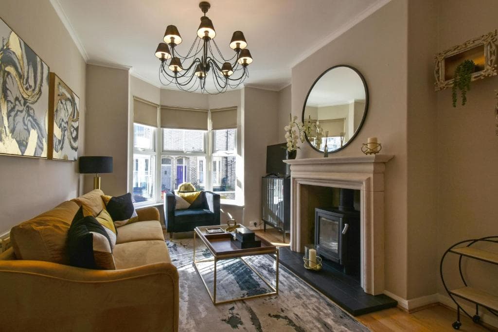 Honeysuckle House Image 1