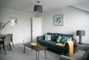 Harlow apartment Image 5