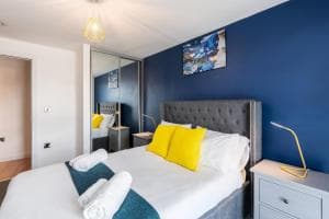 Lovely 2-bed apartment in Sheffield City Centre Image 2