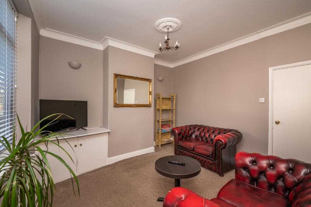 Pass the Keys Central Property With Historic City Walls View Image 1