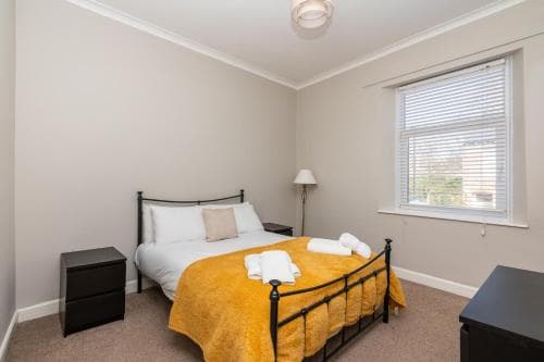 Pass the Keys Central Property With Historic City Walls View Image 3