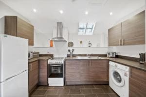 Pass the Keys Lovely 1 bedroom property in central of location Image 2