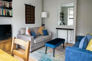 Number 5, 8-10 Cheltenham Mount Image 2