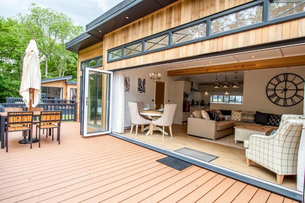 High Oaks Grange - Glamping Image 9