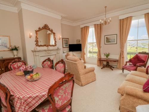 Sandsend Sunset View Image 3