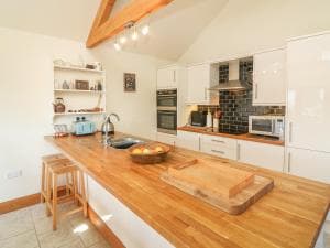 Old Hall Byre Image 2