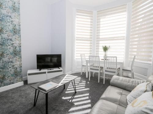 Seaside Breeze Image 3