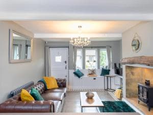 Mischa Cottage Image 2