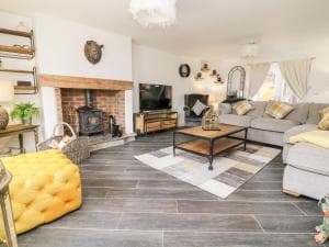 Cobblers Cottage Image 2