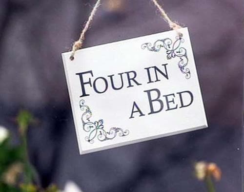 The Old Albion at Plover Cottage Lindley Image 3