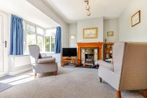 7 Office Row, Whitby Image 2