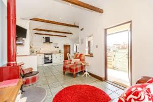 Willow Cottage, Driffield Image 2