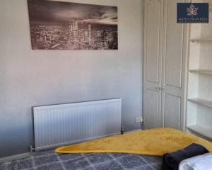 3 Bedroom House, with Free WiFi - Maples Properties Short Lets & Serviced Accommodation Hull Image 3