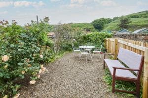 Snuggle cottage Image 2