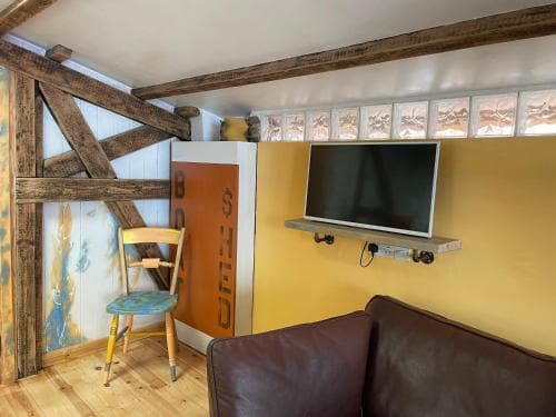 The Boat Shed Hostel Image 2