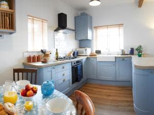 Pass the Keys Amazing 2 Bedroom Home in the seaside town Filey Image 2