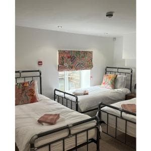 The Hideout (Garden Flat, 4 Dragon Road) Image 2