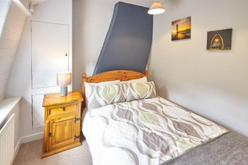 Host & Stay - Abbey View Cottage Image 9