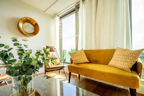 River & Castle @ Ryedale House Image 3