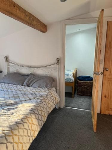 Park View Cottage Image 3