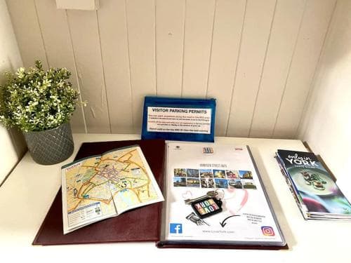 Comfy Home within City Wall, 10 mins Walk to Centre, Attractions & Railway Station Image 3