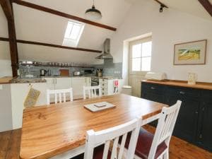 Joiners Cottage Image 2