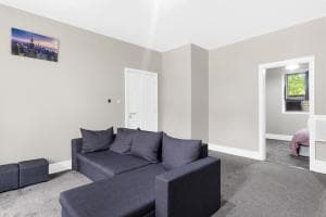 Stay Smiling- North Park Road Image 2