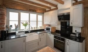 Pass the Keys Habton House Garden Cottage Image 5