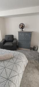 Luxury one-bedroom duplex in South Yorkshire Image 2