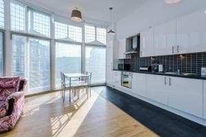 Modern 2 bedroom apartment in Rotherham Image 1