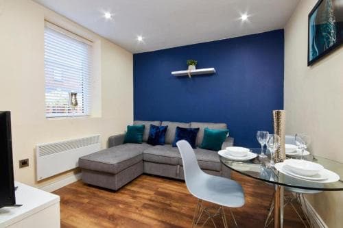 The Hidden Gem of Leeds - Parking - Sleeps 4 Image 3
