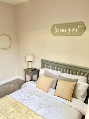 Cosy Room in Central Malton Image 3