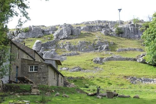 Crina Bottom - Offgrid Mountain Escape in the Yorkshire Dales National Park Image 3