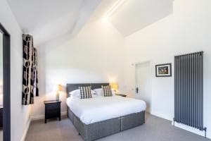 Grooms Cottage Image 2