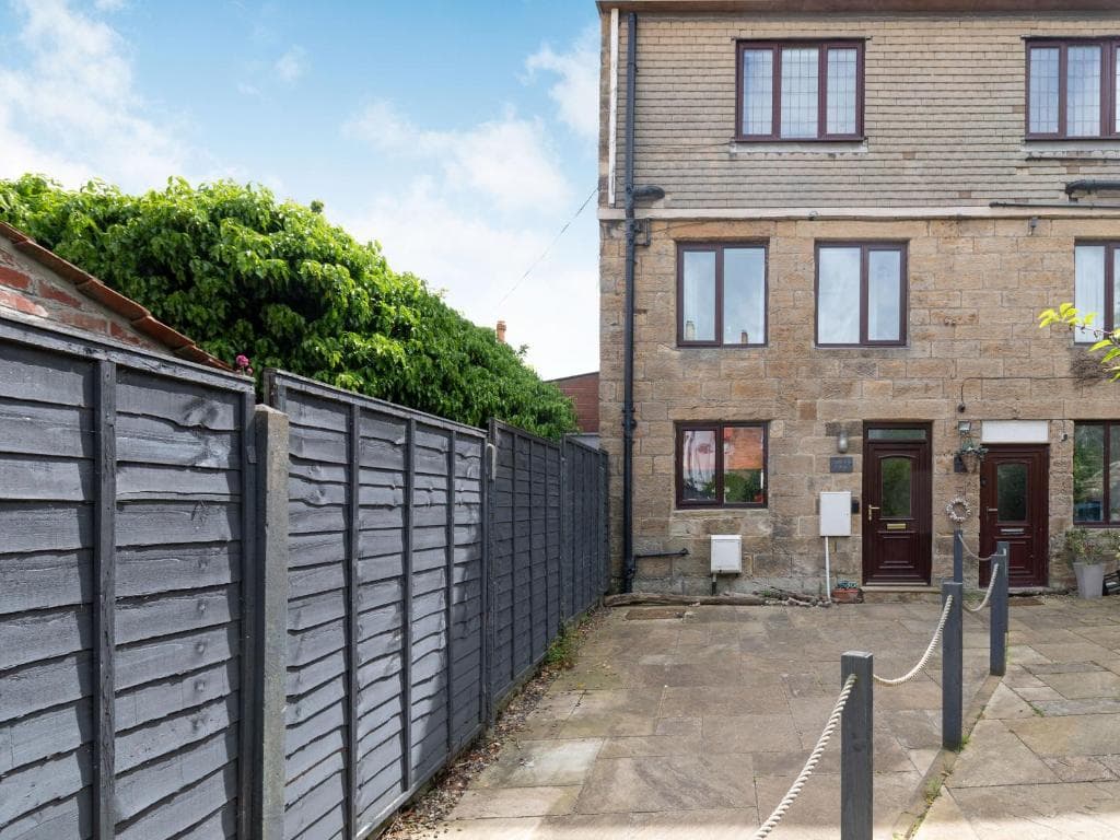 Apple Tree Cottage Image 1