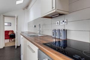 45 The Square Apartment 1 Image 2