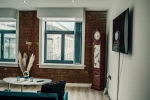 BV Conditioning House Royal Comfy Suite Bradford Image 2