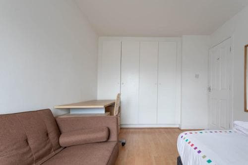 Hanifa place Image 3